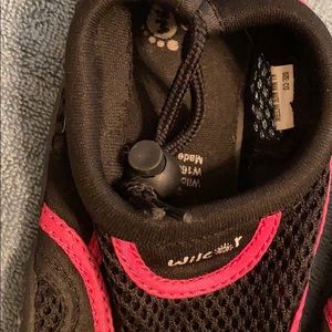 wilcor aqua shoes